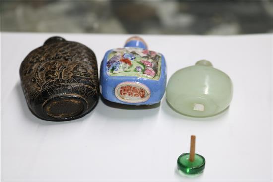 Three assorted Chinese snuff bottles tallest 9cm